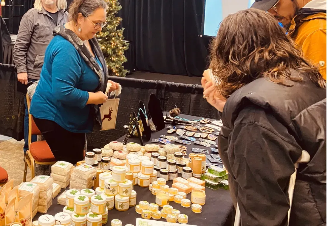 Dei L'e .ann & Tlingit Botanicals