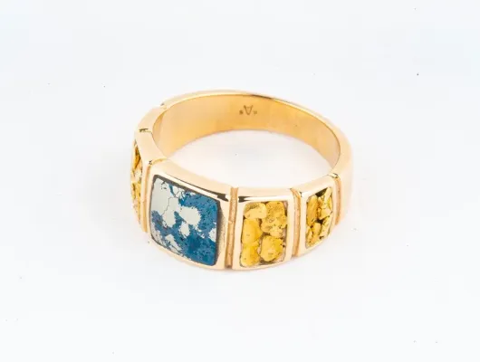 Star of Alaska Square Covellite Ladies Ring With Gold Nugget Side Panels