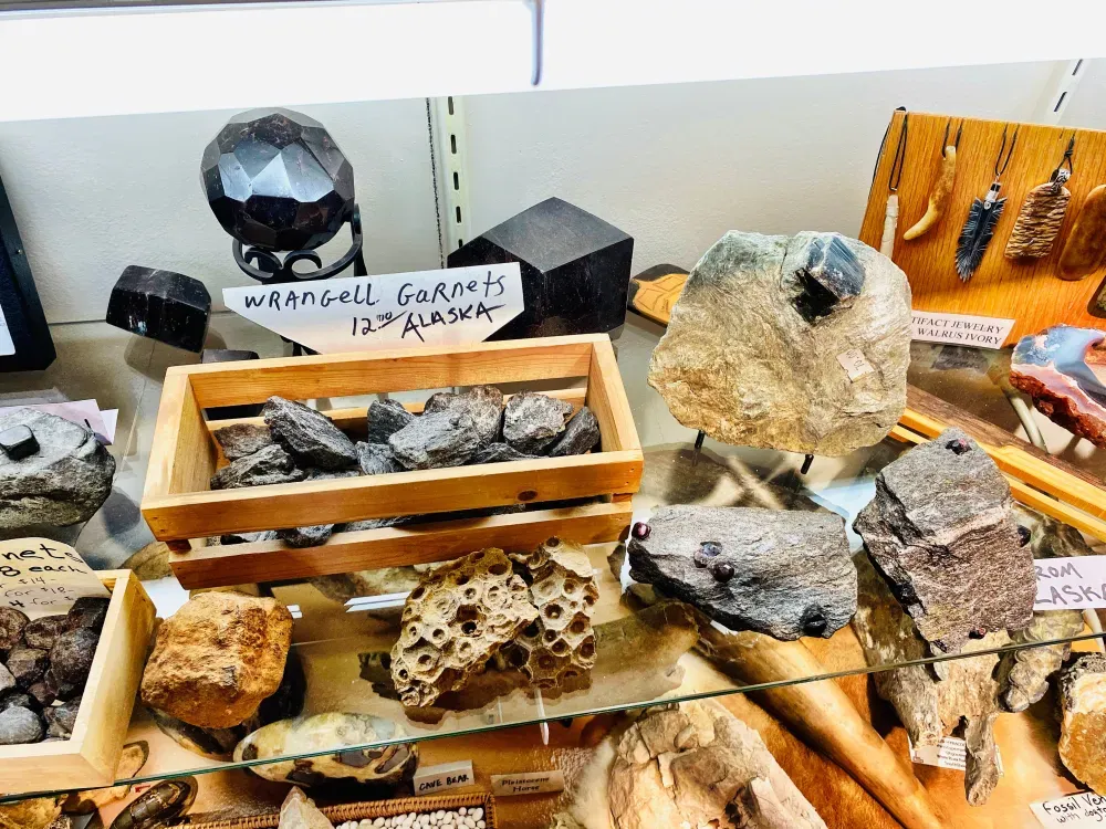 Wrangell Garnets - 2