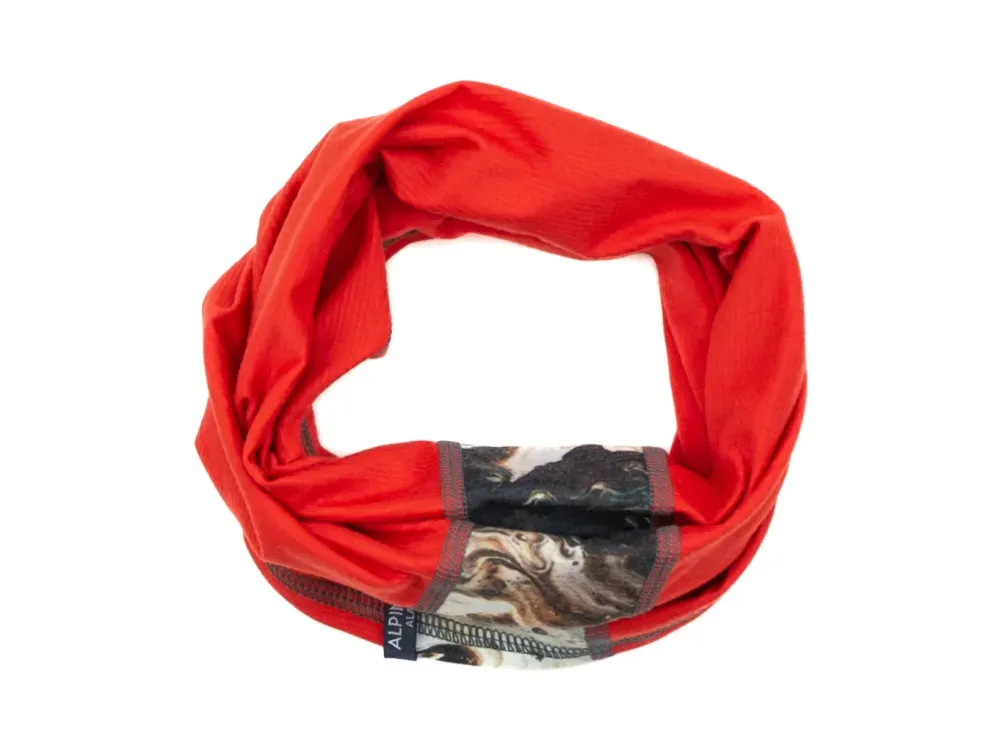 Made in Alaska Neck Gaiter Autumn Red - 2