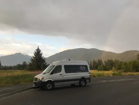 Best of Juneau by Mercedes Land Yacht