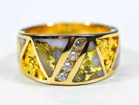 Orocal Triangle Gold Quartz & Gold Nugget Ladies Ring With Center Diamonds - RL883D20NQ