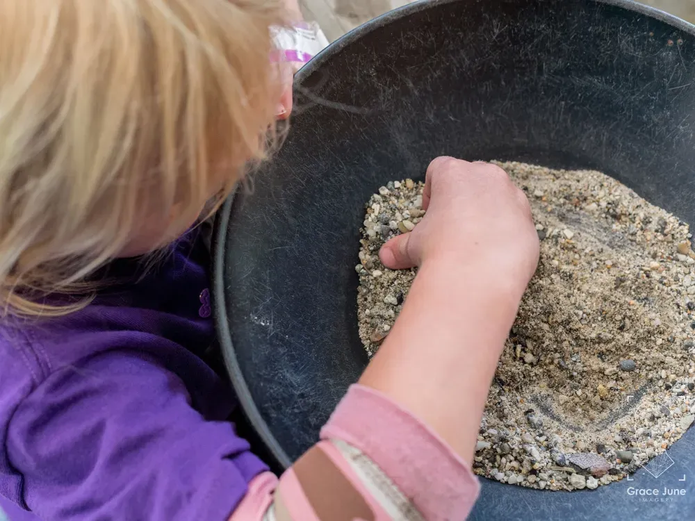 Skagway Gold Panning Experience - 1