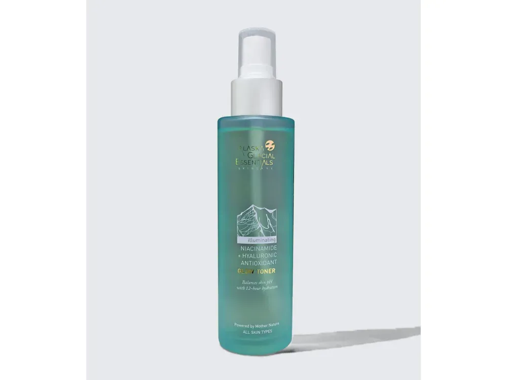 illuminating Niacinamide + Hyaluronic Antioxidant Glow Toner - 4