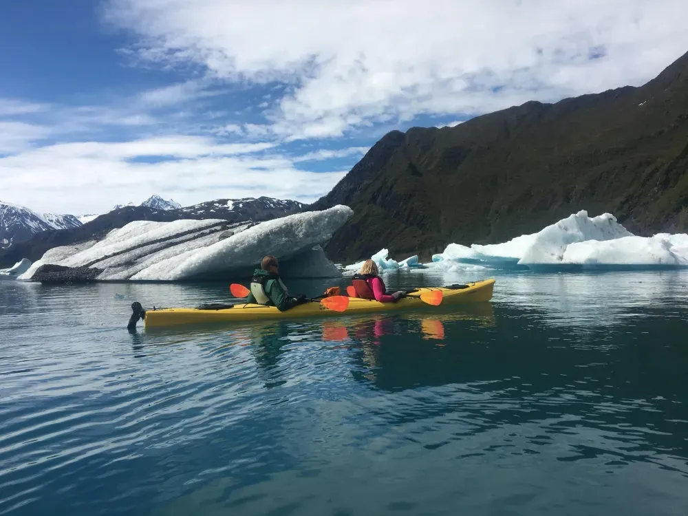 Bear Glacier Heli/Kayak Half Day Combo Tour - 3