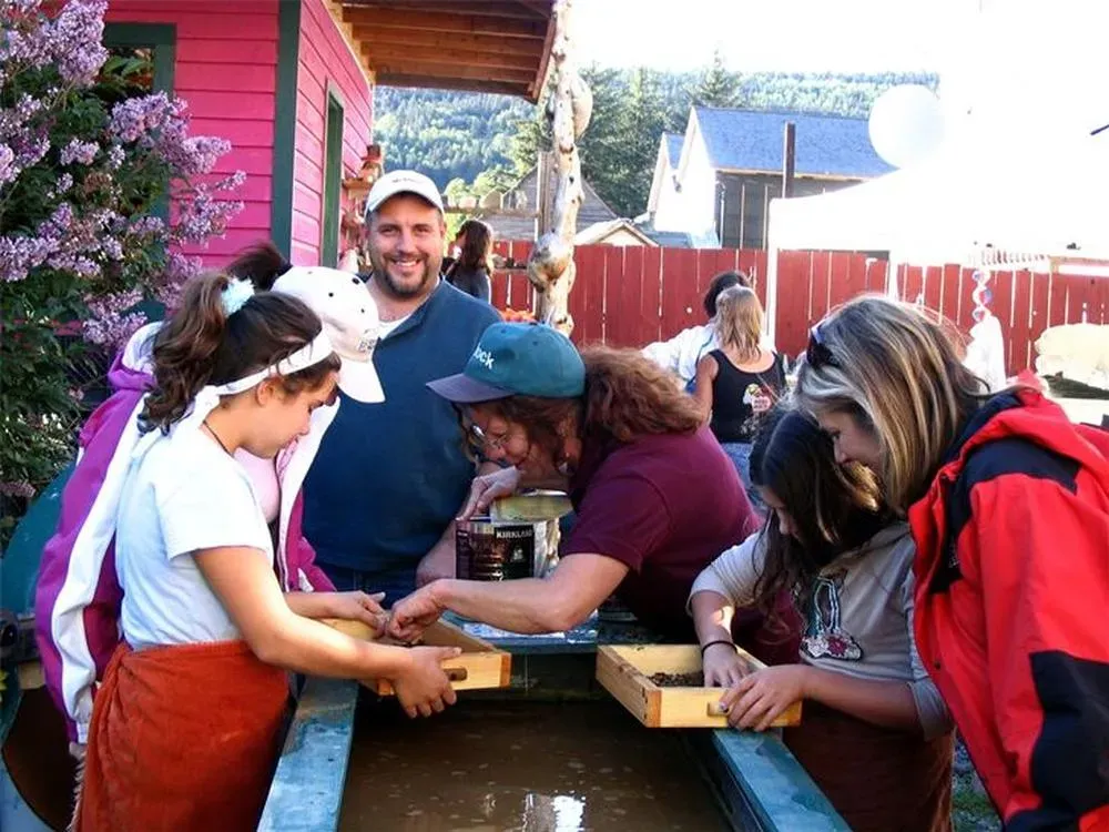 Back Alley Gold Panning - 2