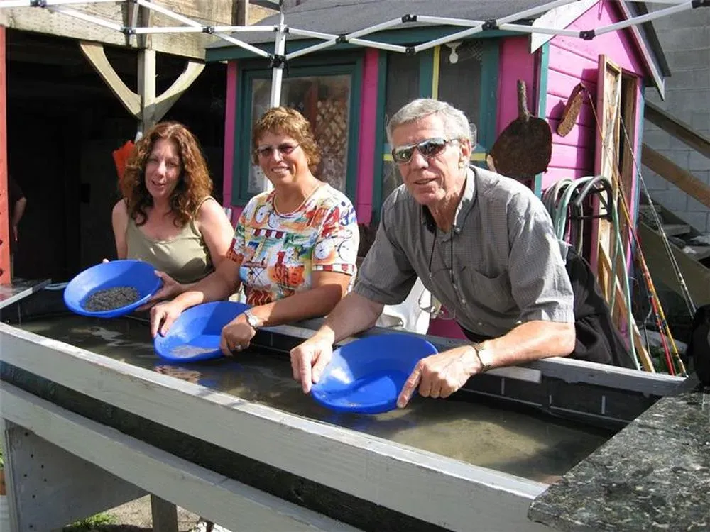Back Alley Gold Panning - 5