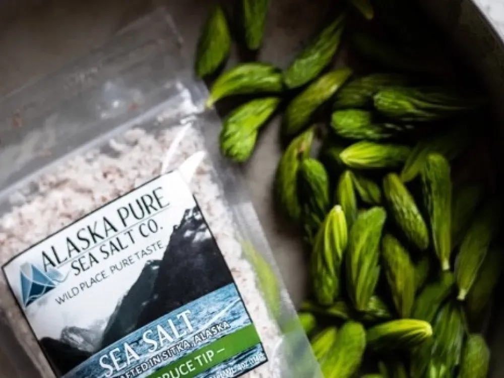 Sitka Spruce Tip Flake Sea Salt - 2