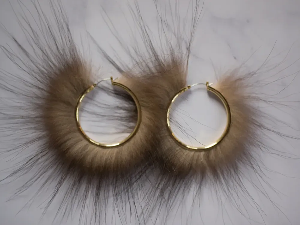 Giant Wolverine Hoop Earrings - Gold finish - 3