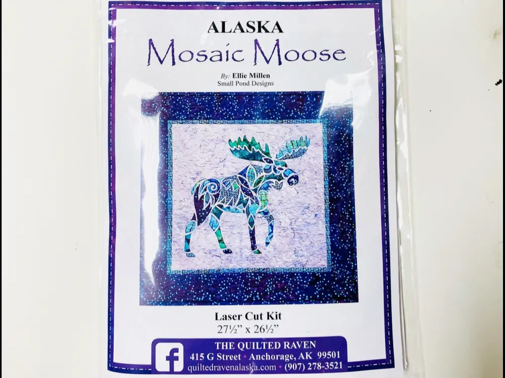 Alaska Mosaic Moose Laser Cut Applique Kit - 1