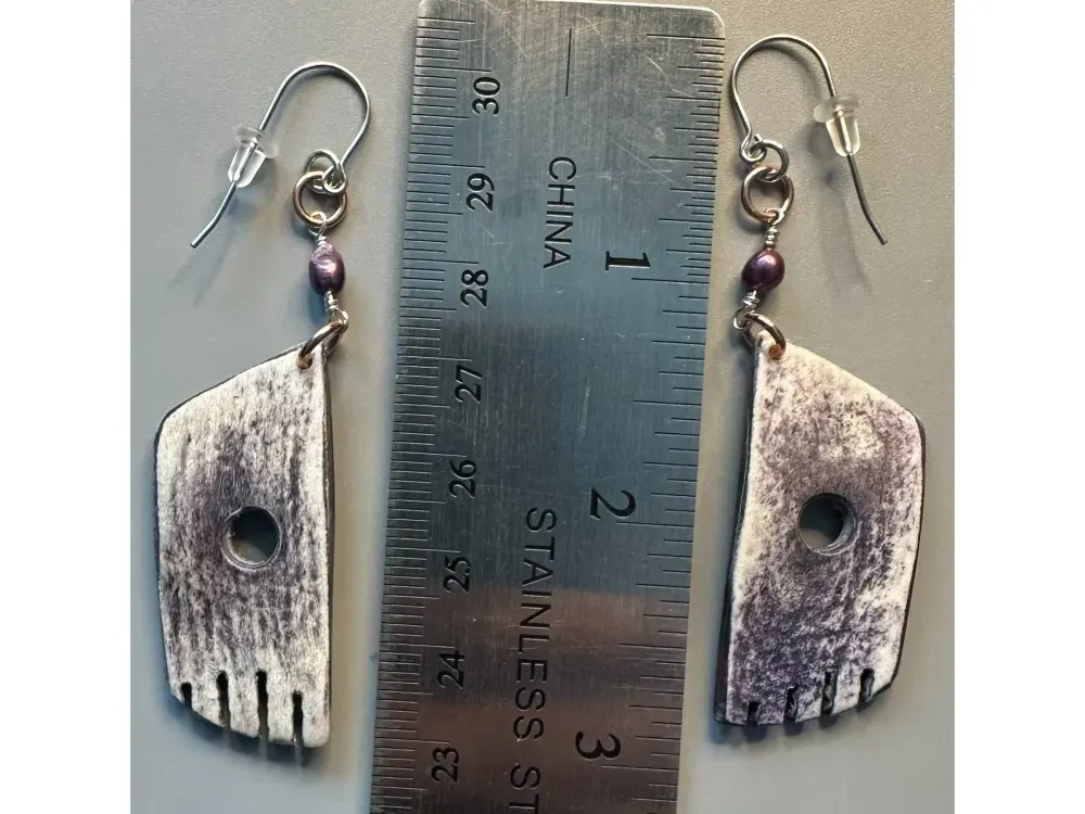 “Blueberry Hands” Moose Antler Earrings - 3