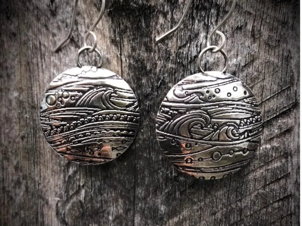 Stormy Seas Silver Disk Earrings - 2