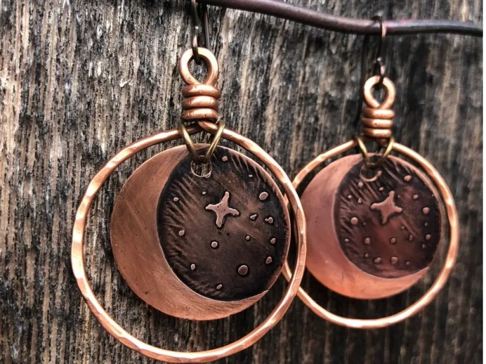 Crescent Moon And Stars Artisan Copper Hoop Earrings - 3