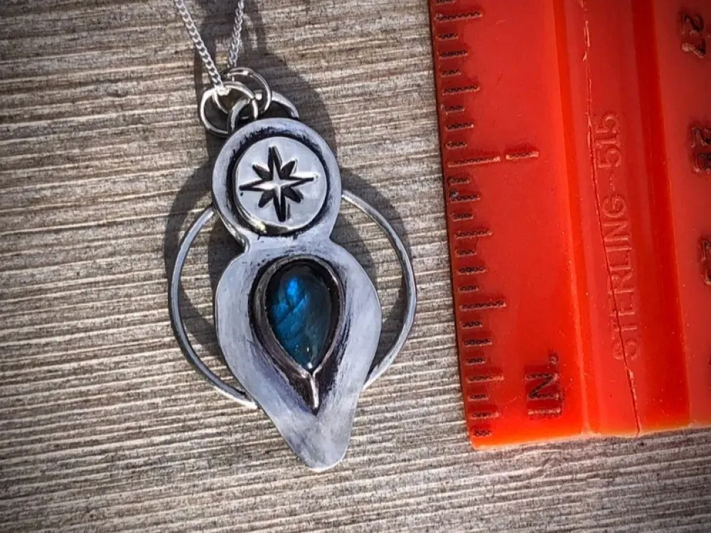 North Star Goddess Labradorite And Silver Pendant - 2