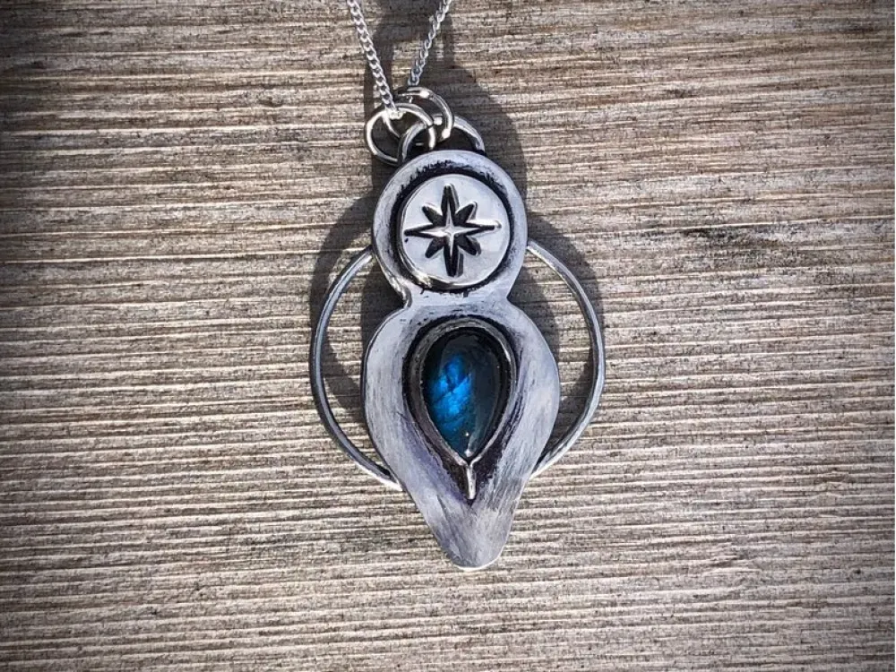 North Star Goddess Labradorite And Silver Pendant - 1