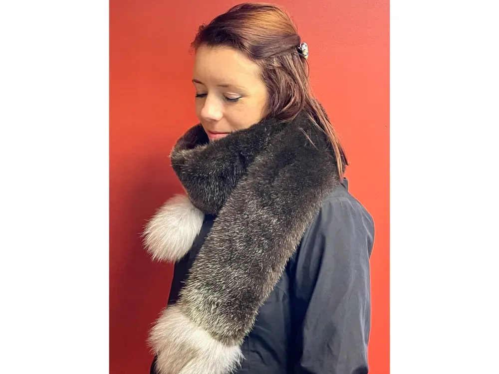 Sea Otter Fur Scarf With Blue Fox - 1