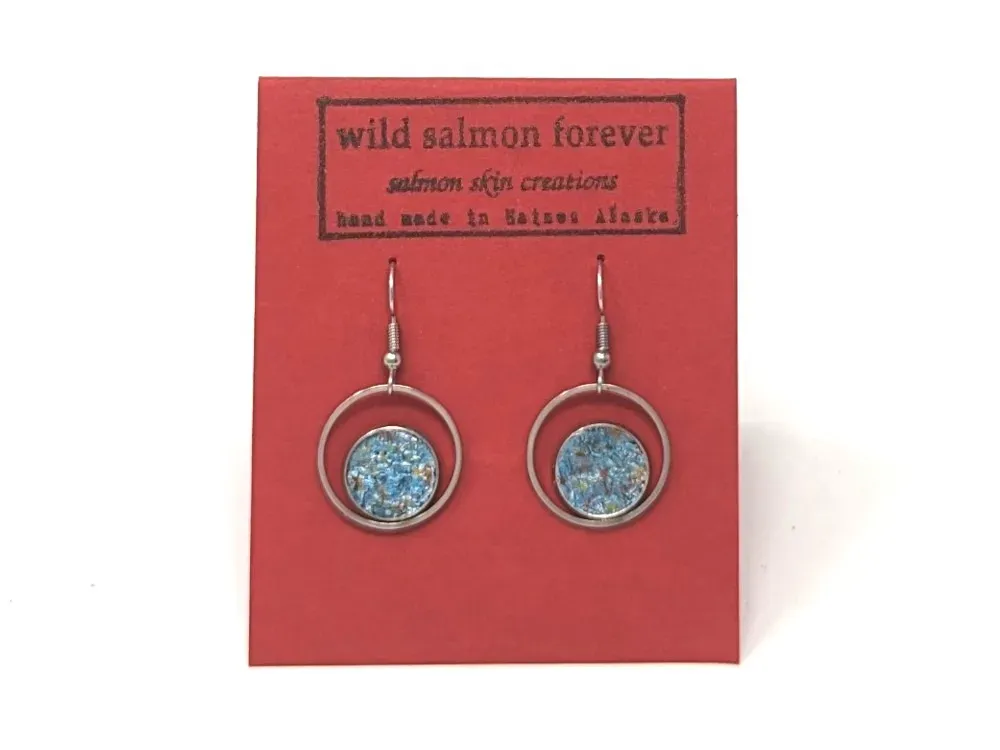 Crescent Moon Salmon Leather Earrings - 3