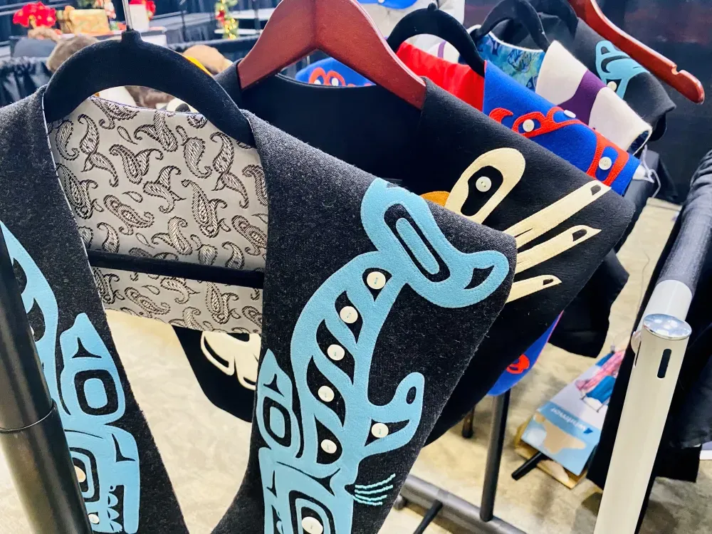 Totemic Shark Decorative Vest Collar - 3