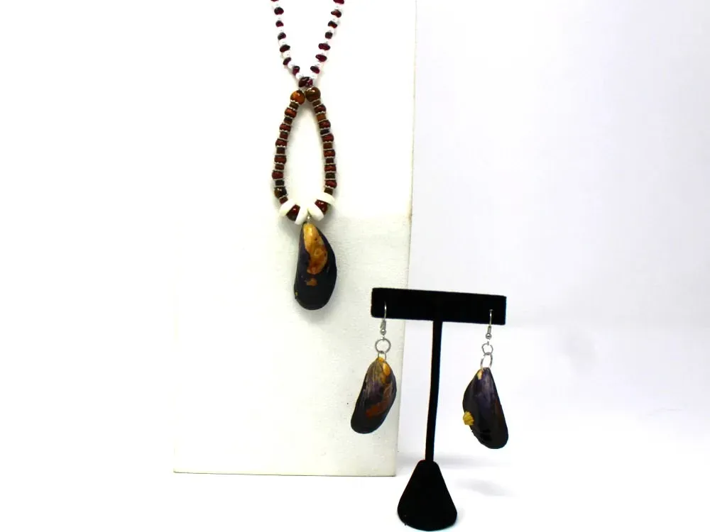 Oval Beaded Shell Necklace And Earring Set - 2