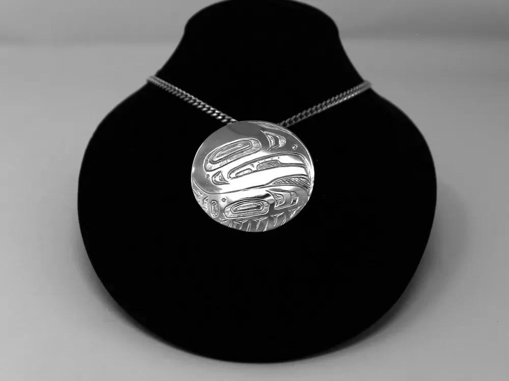 Circular Eagle Totemic Pendant in Sterling Silver - 2