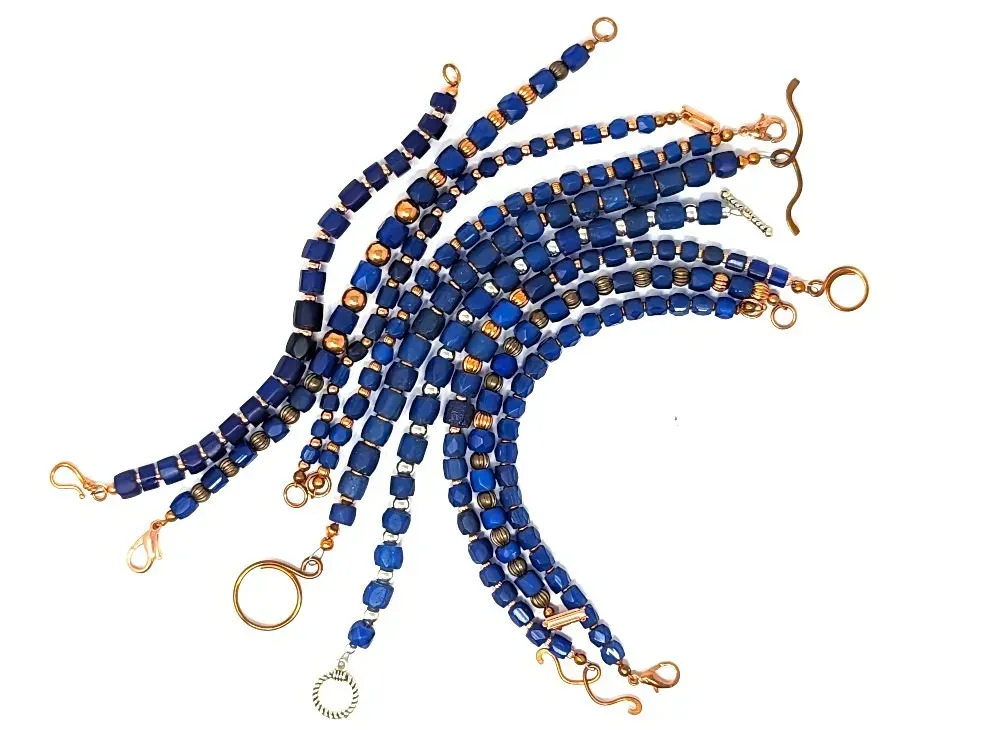 Blue Trade Bead Bracelet With Hook Clasp - 3