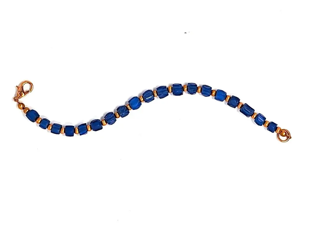 Blue Trade Bead Bracelet With Lobster Claw Clasp - 3