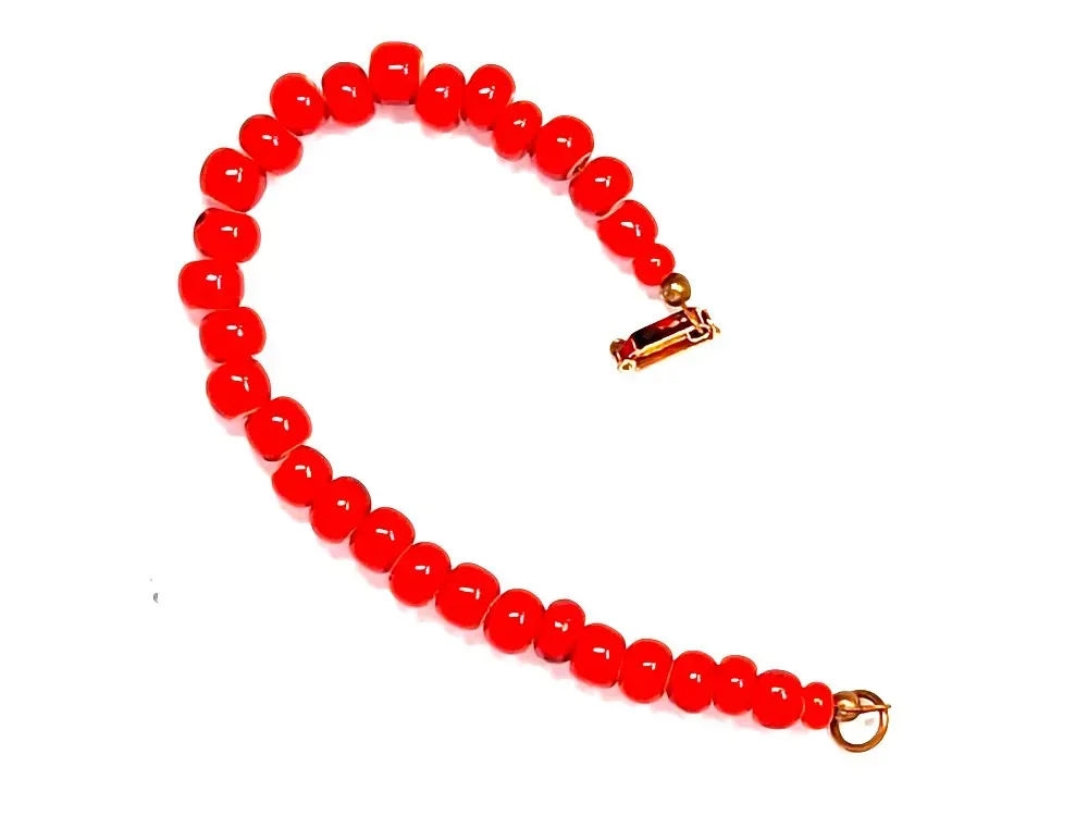Red Trade Bead Bracelet With Rectangular Clasp - 2