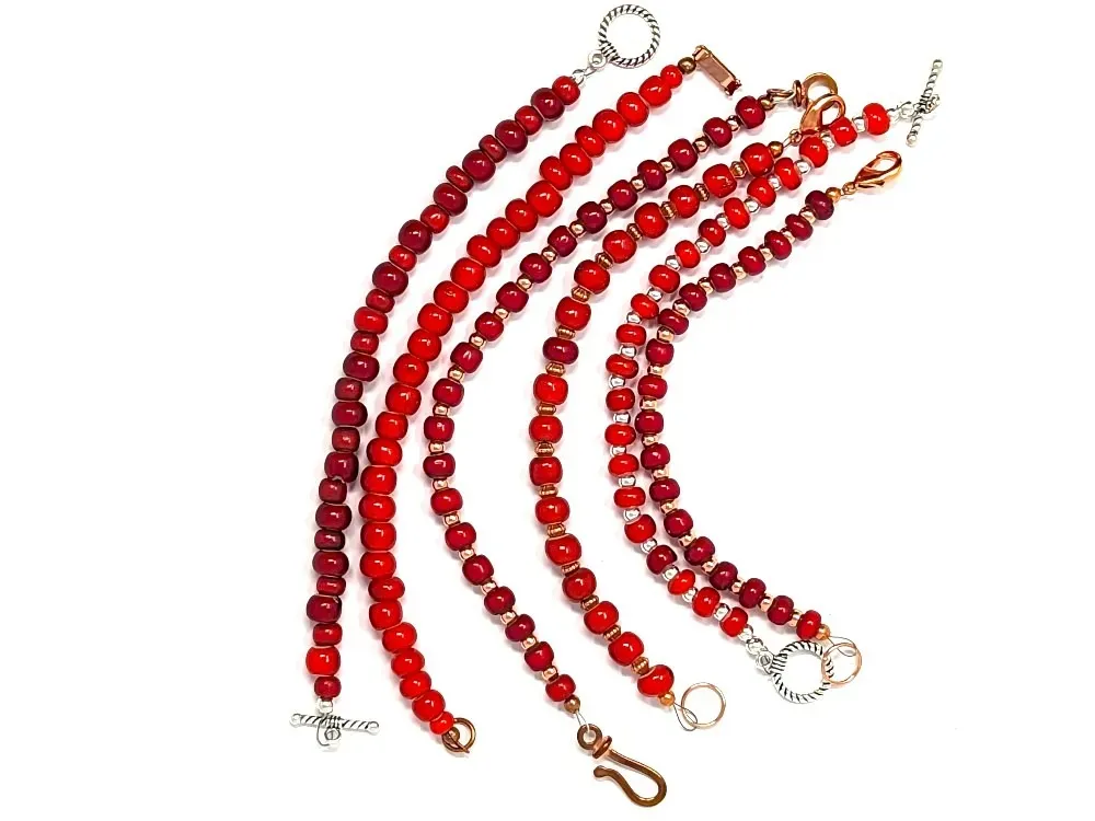Red Trade Bead Bracelet With Rectangular Clasp - 3