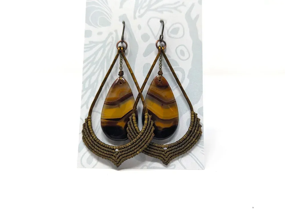 Striped Brazilian Agate Macramé Earrings - 1