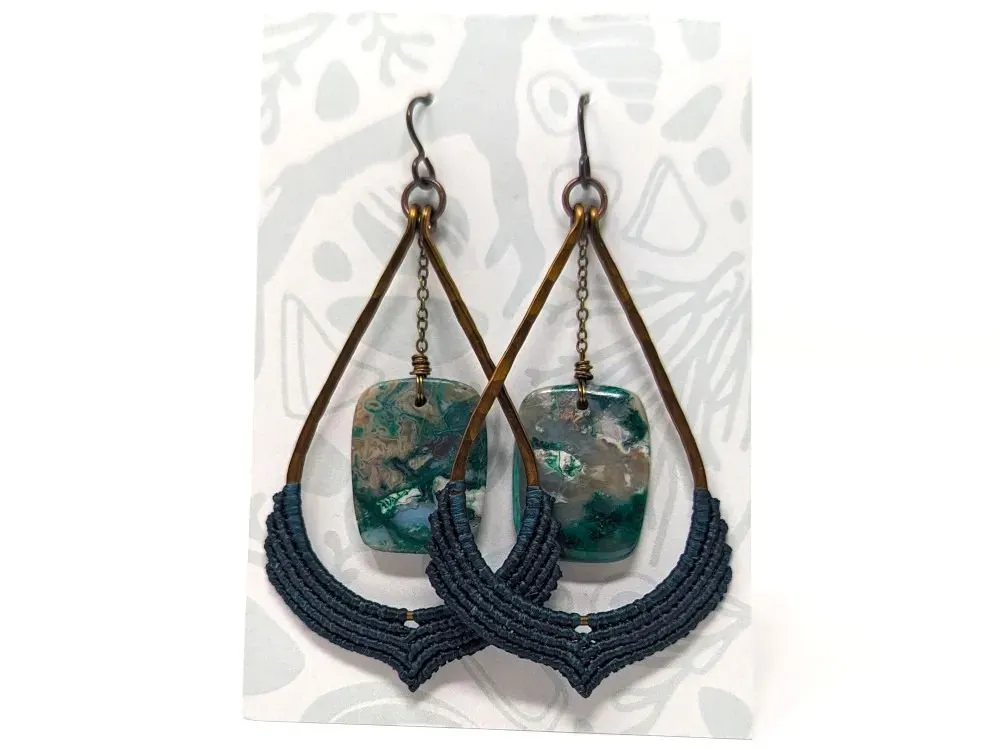 Parrot Wing Macramé Earrings - 1