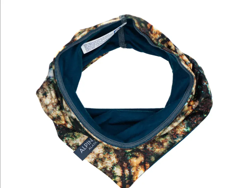 Made in Alaska Mountain V Merino Wool Neck Warmer - Tree Light - 3