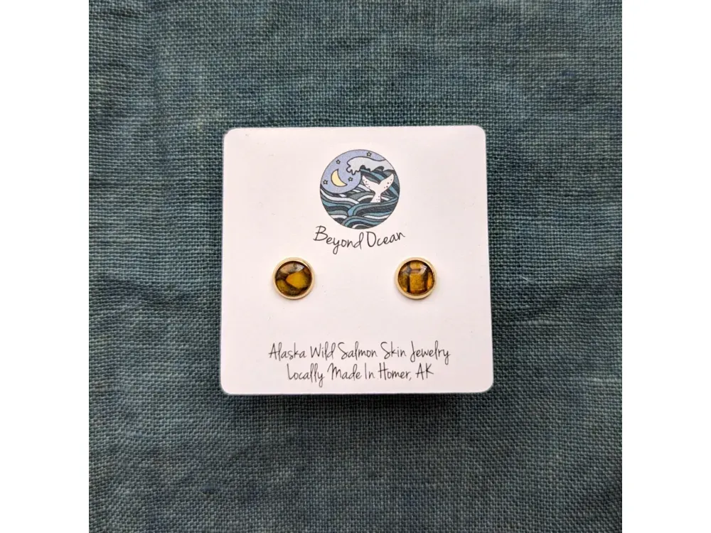 Salmon Studs - Mini - 5