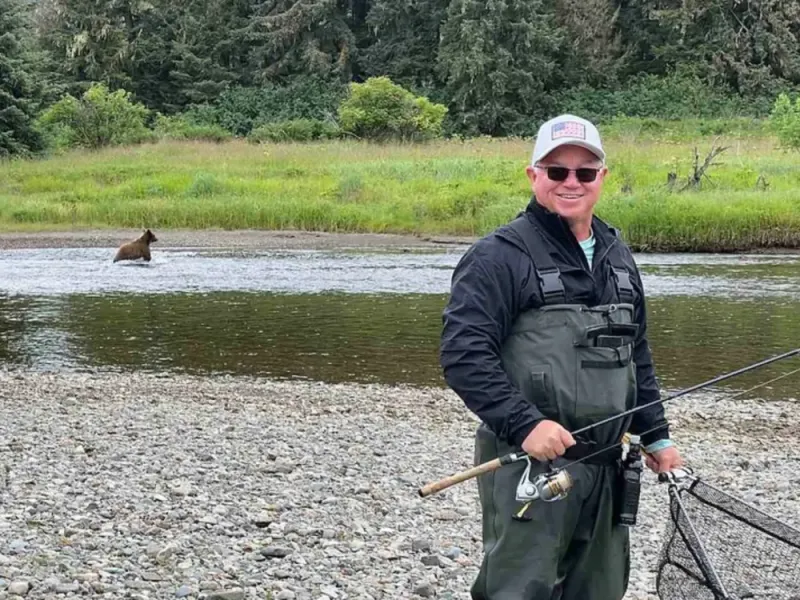 Icy Strait Point River Fishing + Bear Watching - Half Day 