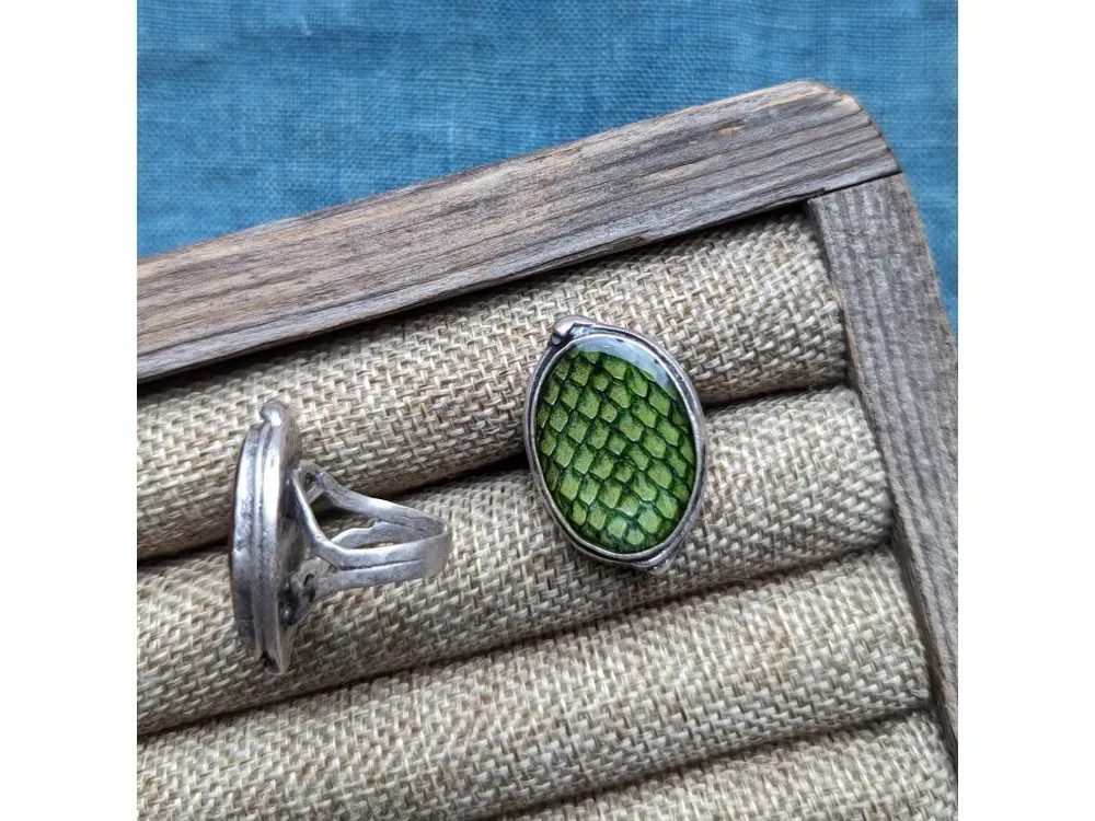 Oval Embellished Adjustable Ring - 3