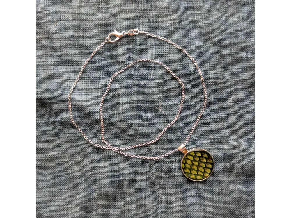 Small Pendant Necklace - 3