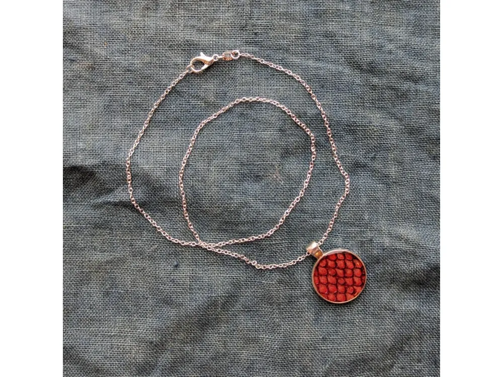 Small Pendant Necklace - 4
