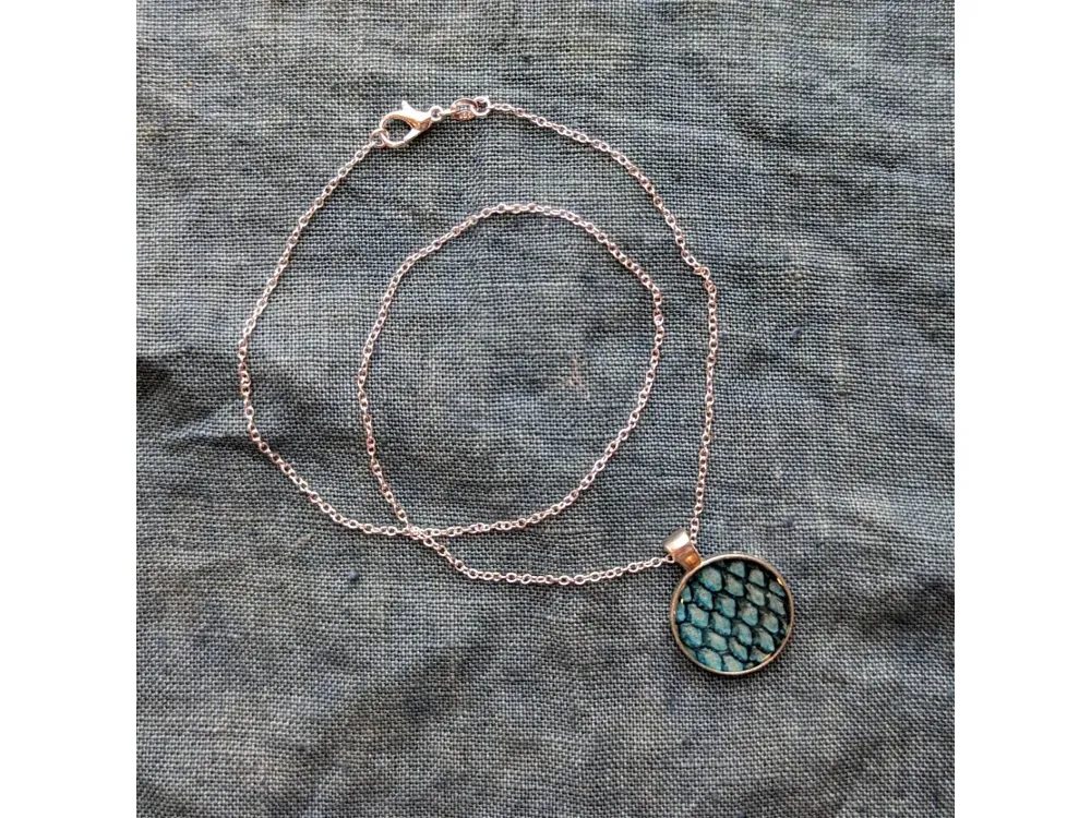 Small Pendant Necklace - 2