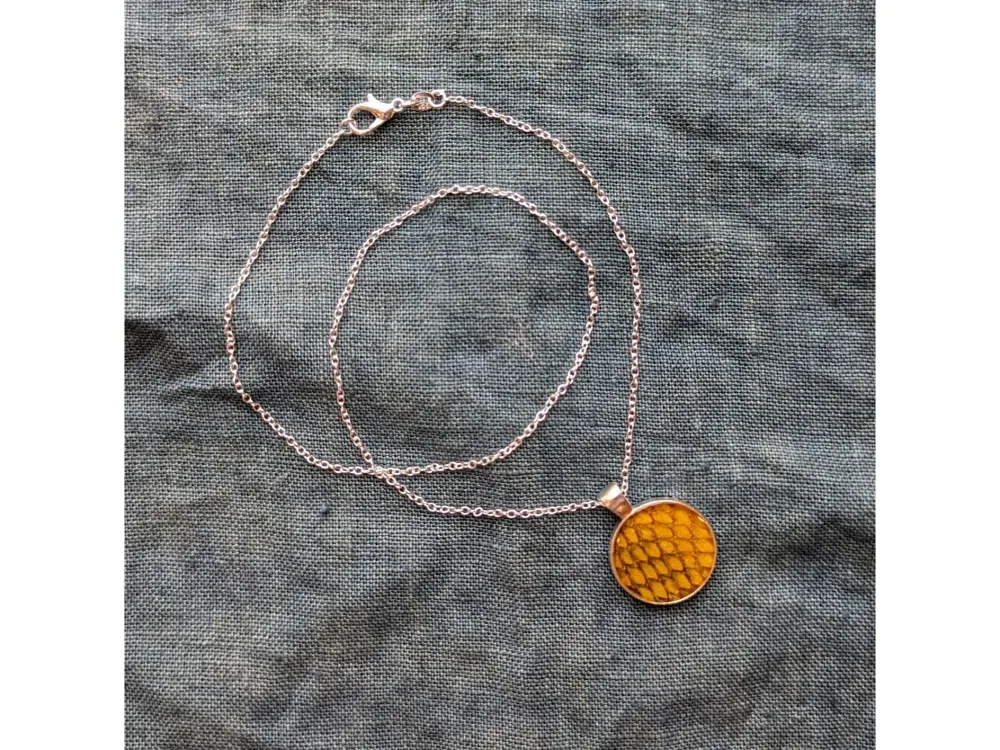 Small Pendant Necklace - 5
