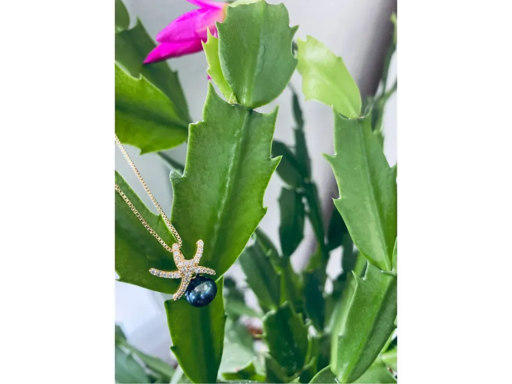Starfish Pendant With large Freshwater Pearl - 1