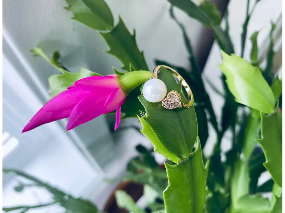 Heart Ring With A Freshwater Pearl  - 1
