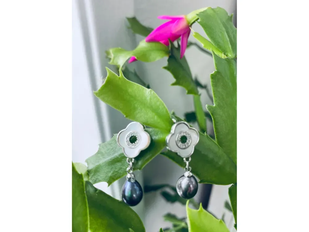 Flower Freshwater Pearl Earrings - 2