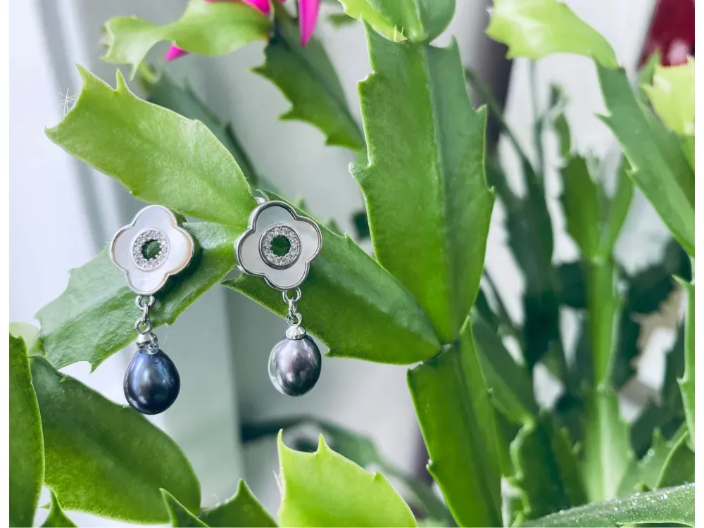 Flower Freshwater Pearl Earrings - 1