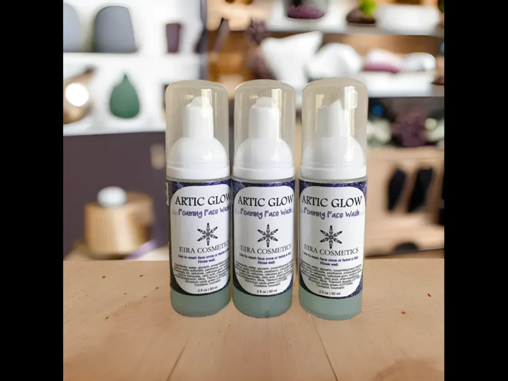 Arctic Glow Foaming Face Wash - 3