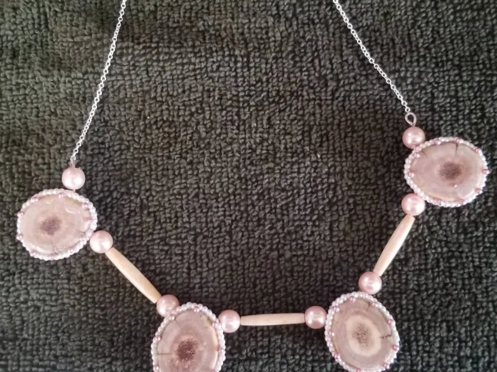 Antler Slice and Pearl Beaded Necklace - 2