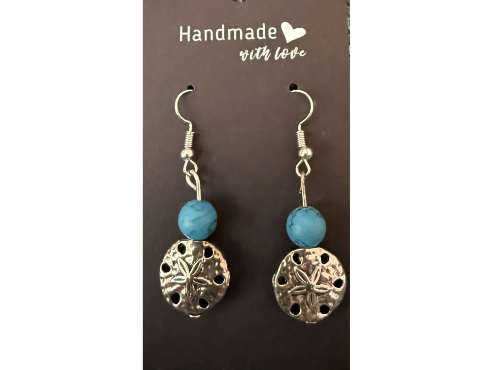 Alaskan theme earrings - 2
