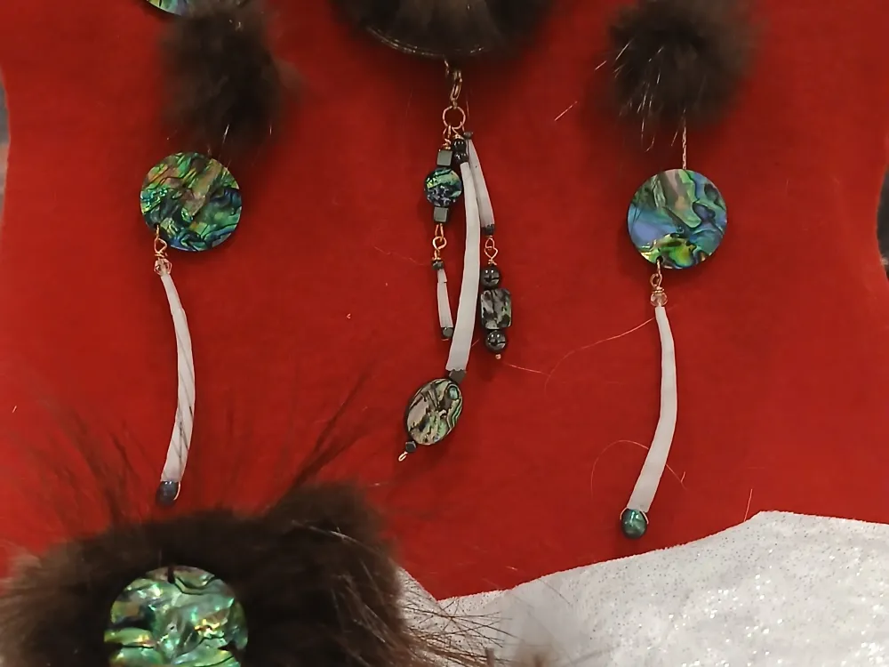 The Story behind the Mahogany Beaver set (sold) - 2
