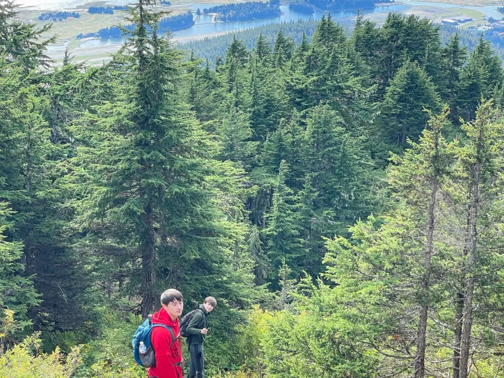 Private Juneau SUV Sightseeing & Hiking Tour - 1