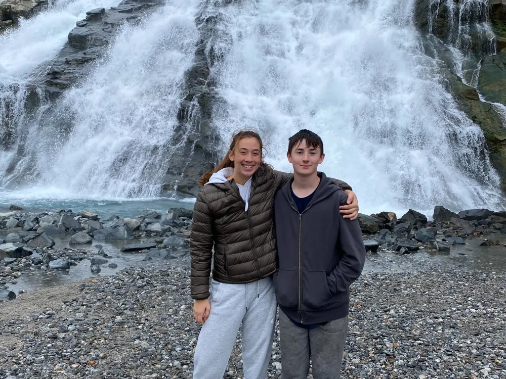 Private Juneau SUV Sightseeing & Hiking Tour - 3