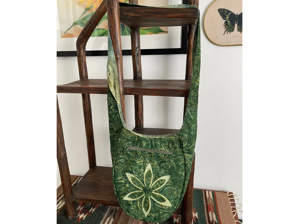 Green Leaf Swirl Hobo Bag