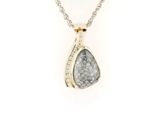 Alaska Sea Coral Asymmetrical Pendant With Side Diamonds